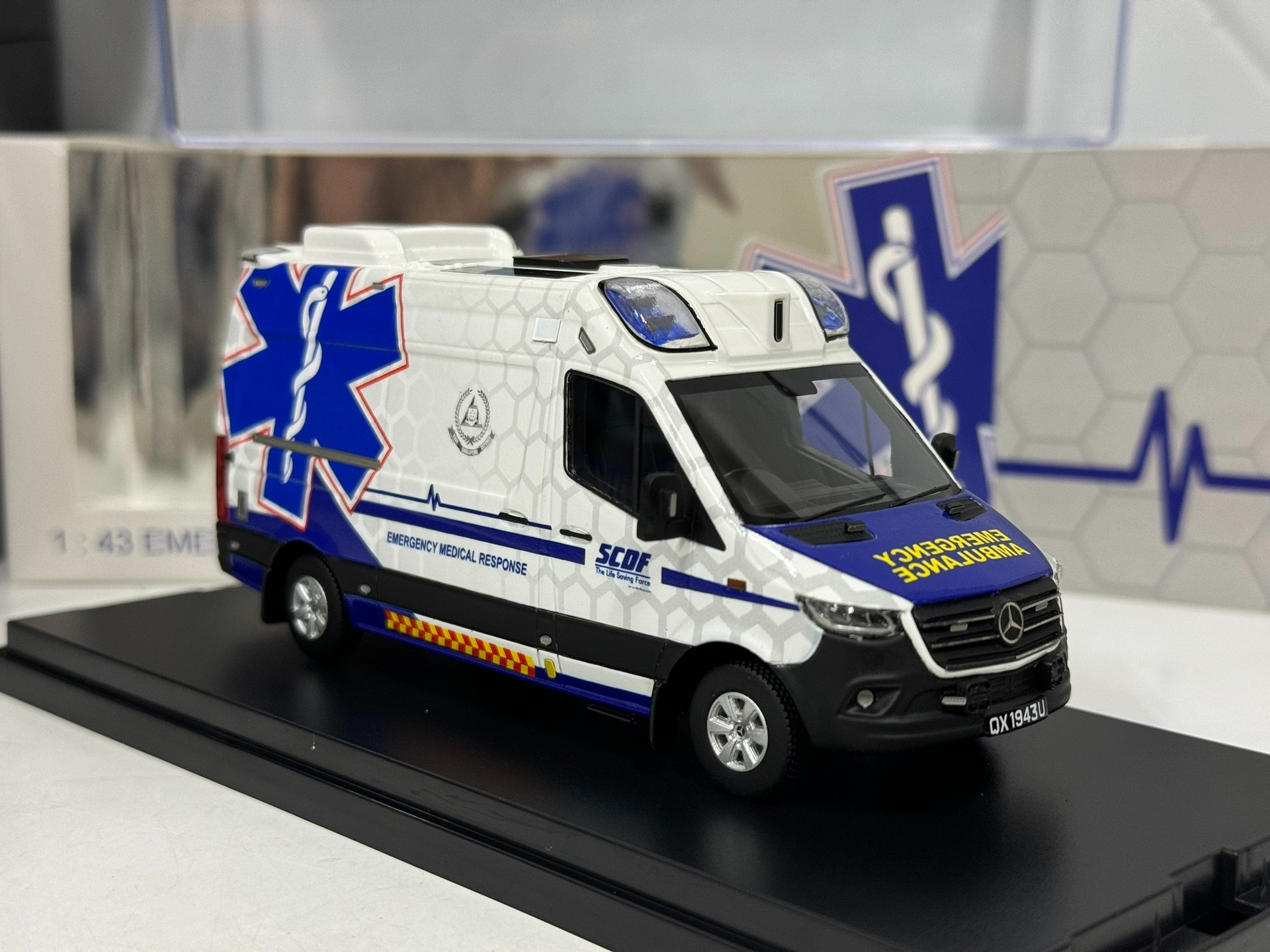 Diecast Masterpiece 1/43 Scale - Interior Design Software 评论和价格